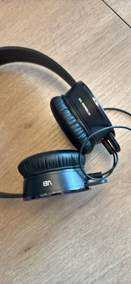 SOL REPUBLIC HEADPHONES