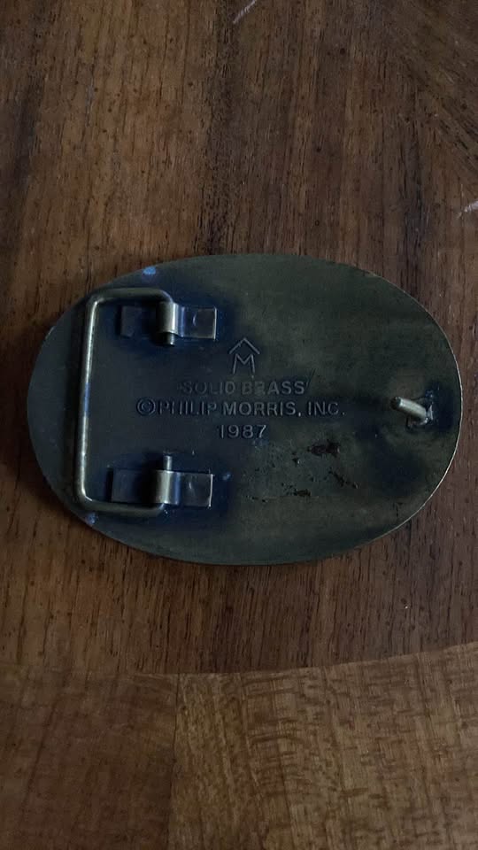 Vintage solid brass Marlboro Belt Buckle - photo 2