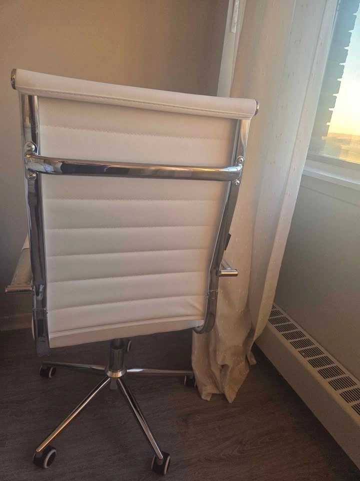 MOVING SALE- White faux leather high back office chair - photo 3