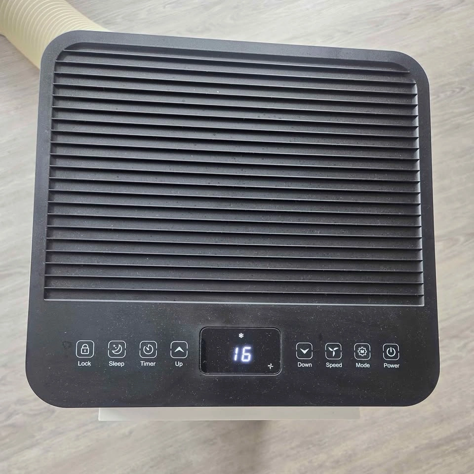MOVING SALE- Portable AC Serenelife 10,000 BTU cooling power - photo 3
