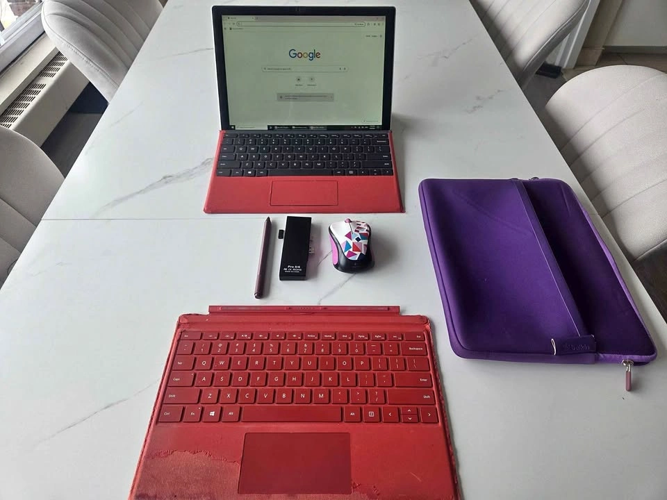 Surface Pro 5 + Surface pen + accessories bundle