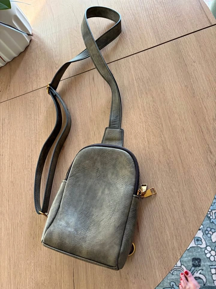 Green multi use purse