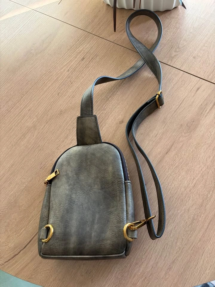 Green multi use purse - photo 2