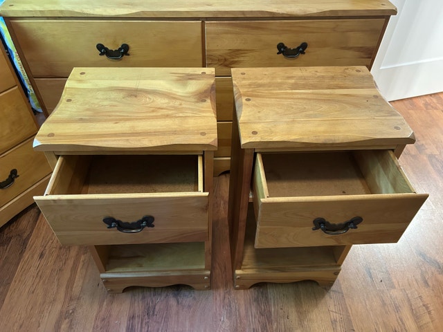 Vintage Pine Bedroom Set - photo 4