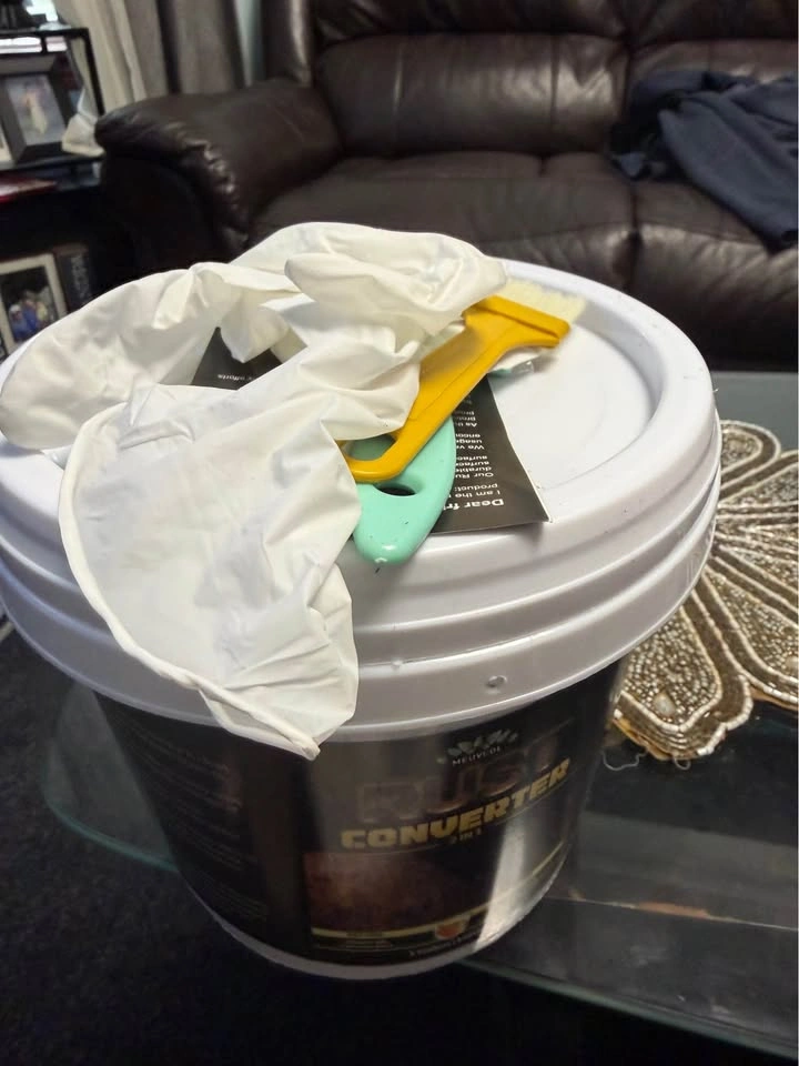 Brand new 2-1 Rust converter & Metal primer 1 gallon - photo 3