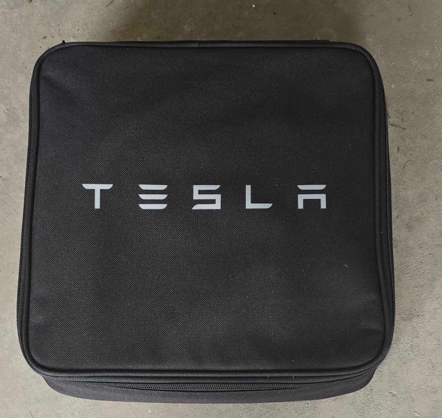 Tesla Gen 2 Mobile Connector Bundle plus home adapter