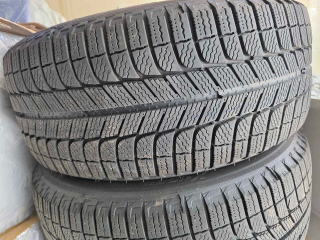 225/50R17 Michelin X-Ice Winter Tires on 17" Rims - photo 3