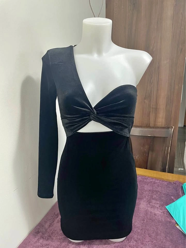 Dynamite Asymmetric Velvet Dress Jet Black- XXS