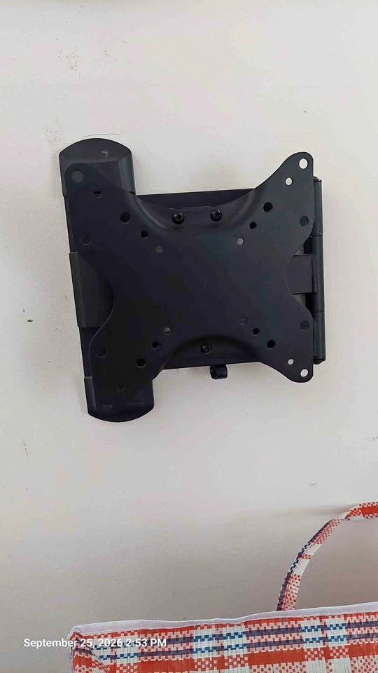 Black Articulating TV Wall Mount Bracket
