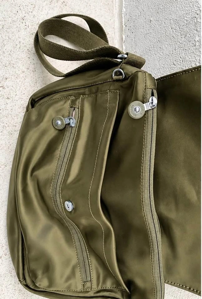 Kipling Olive Green Crossbody Messenger Bag – Like New – $30 - photo 2