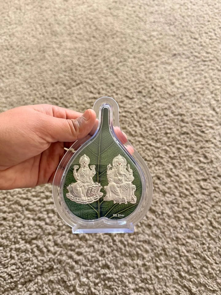 999 Pure Silver Lakshmi Ganesha Pan Stand Idol Set