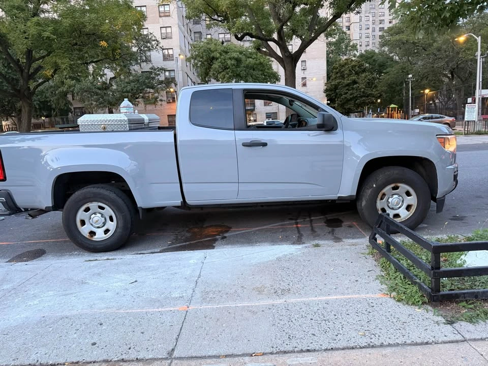 2017 Chevrolet Colorado Crew Cab LT Pickup 4D 6 ft - photo 3