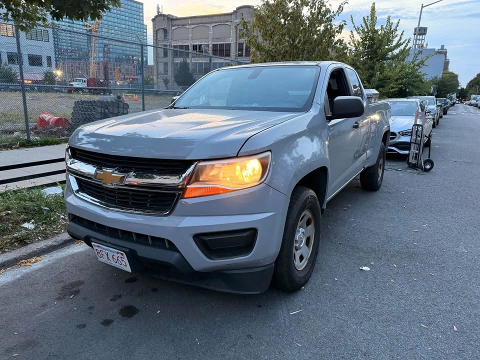 2017 Chevrolet Colorado Crew Cab LT Pickup 4D 6 ft - photo 4