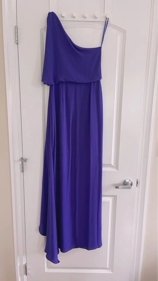 BCBGMaxAzria Kendal Ruffle Gown – Size 0 (New) - photo 5