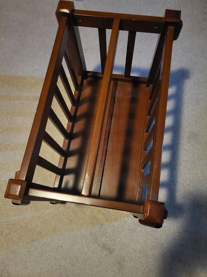 Wood Magazine rack - photo 2