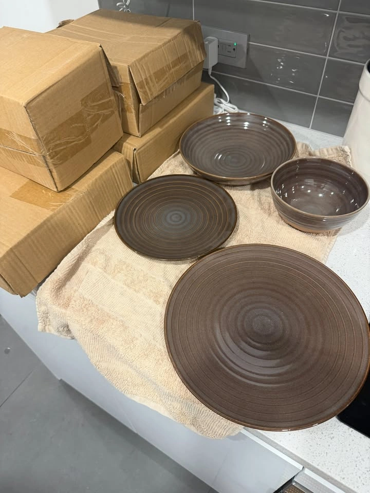 Gibson Elite Dreamweaver 16-Piece Dinnerware Set - Brown - photo 4