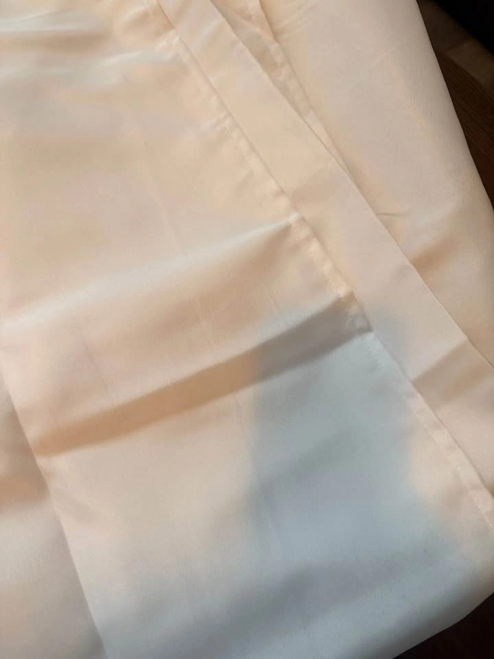 New- 6 pack white table cloths 60x102” - photo 4