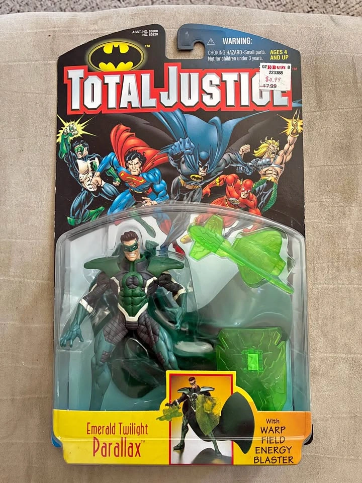 Kenner’s DC Total Justice Emerald Twilight Parallax action figur