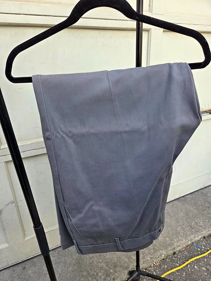 42x30 Grey Men's Dress Pants
