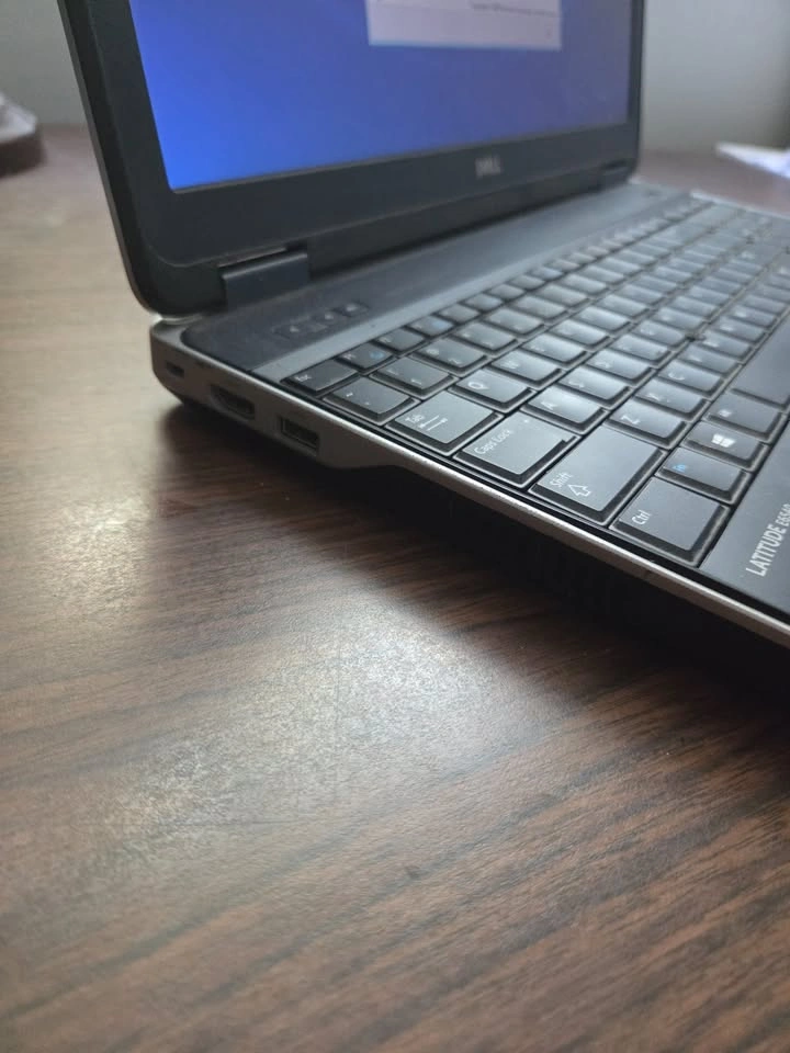 Dell Latitude E6540 15.6" Laptop - Fresh Windows 7 Pro Setup - photo 4