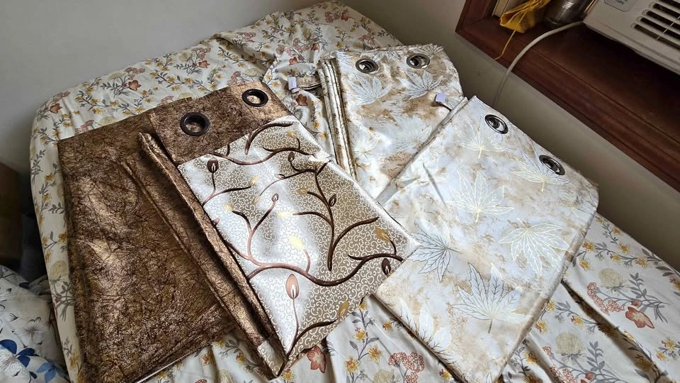 Curtains 2 Designs