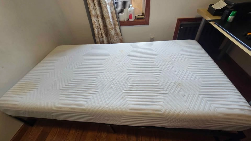 Twin Mattress + Bed Frame - photo 3