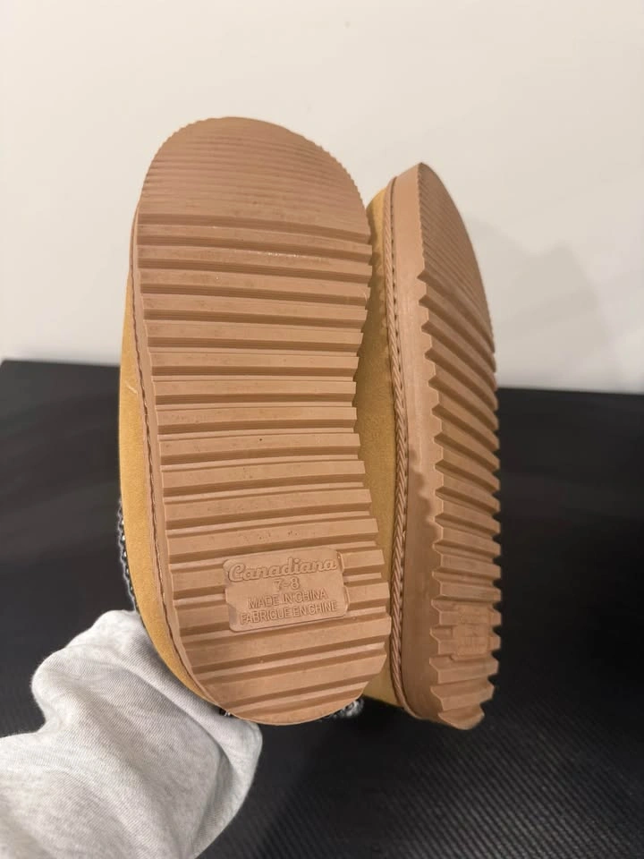 Brand New Clogs – Size 7–8 - photo 3
