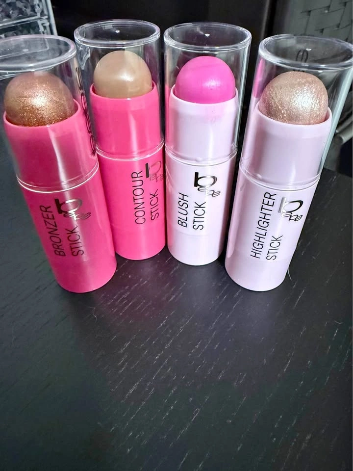 NEW Makeup Sticks Set– Bronzer, Contour, Blush & Highlighter