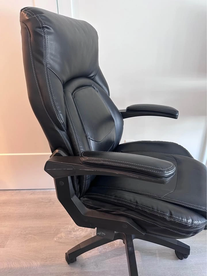 Lazboy Black ergonomic office chair - photo 5