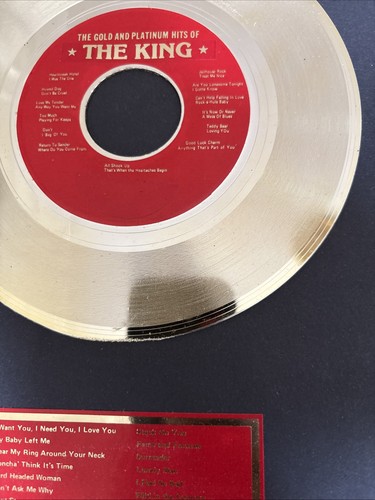 ELVIS PRESLEY The Gold And Platinum Hits Framed Record Award - photo 3