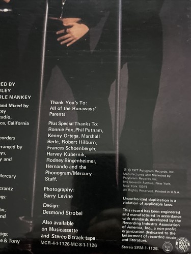 The Runaways Queens Of Noise LP Vinyl Record 1977 Mercury - photo 3