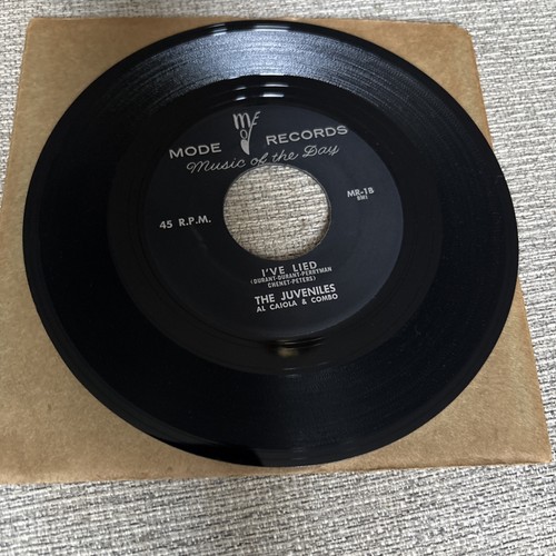 THE JUVENILES 45RPM Beat In My Heart Mode MR-1 Rare 1957