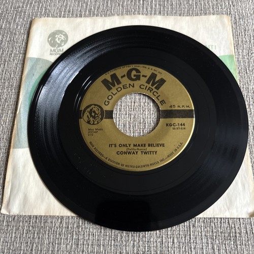 Conway Twitty - It's Only Make Believe/ Lonely Blue Boy - MGM 45