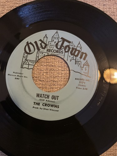 The Crowns Possibility/Watch Out Old Town Records 45RPM Vinyl - photo 2