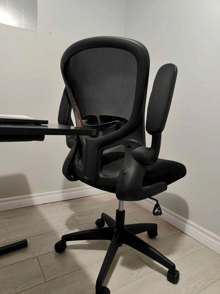 Black Mesh Office Chair and Adjustable Desk Set - photo 4