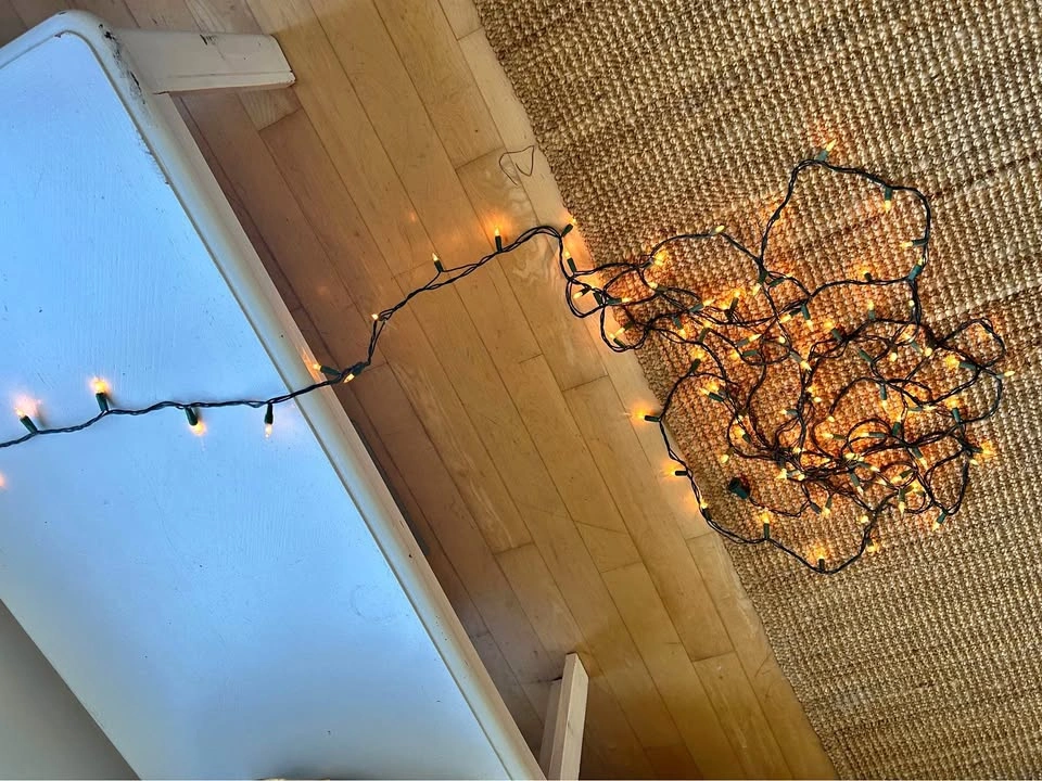 Estimated 20 ft Warm Amber Mini Christmas Lights String