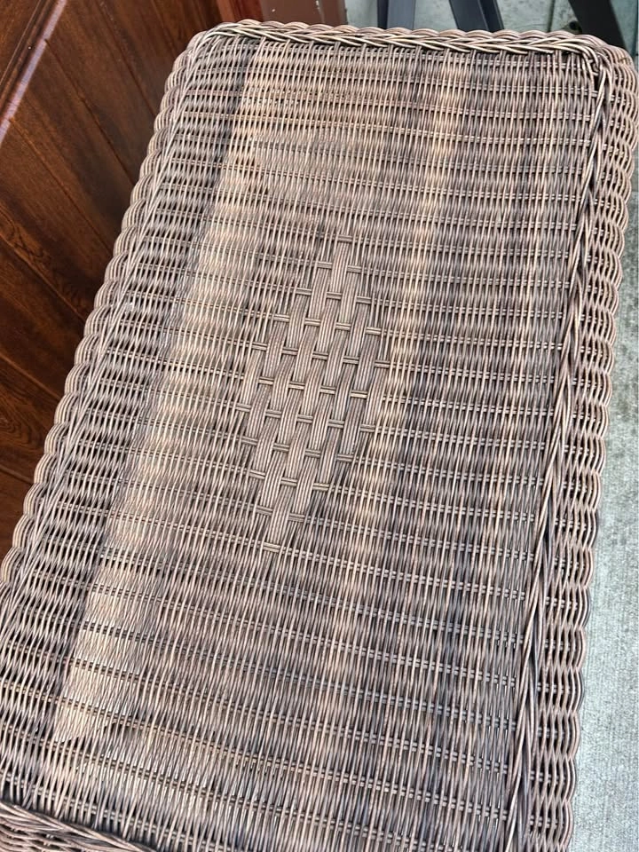 Brown Wicker Side Table - photo 3