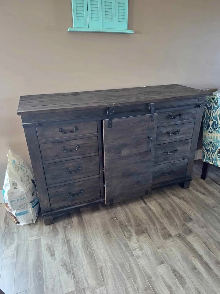 Dark Wood Buffet / Sideboard – Excellent Condition