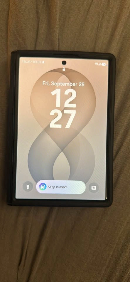 Samsung Z Fold 8 READ DESC - photo 3