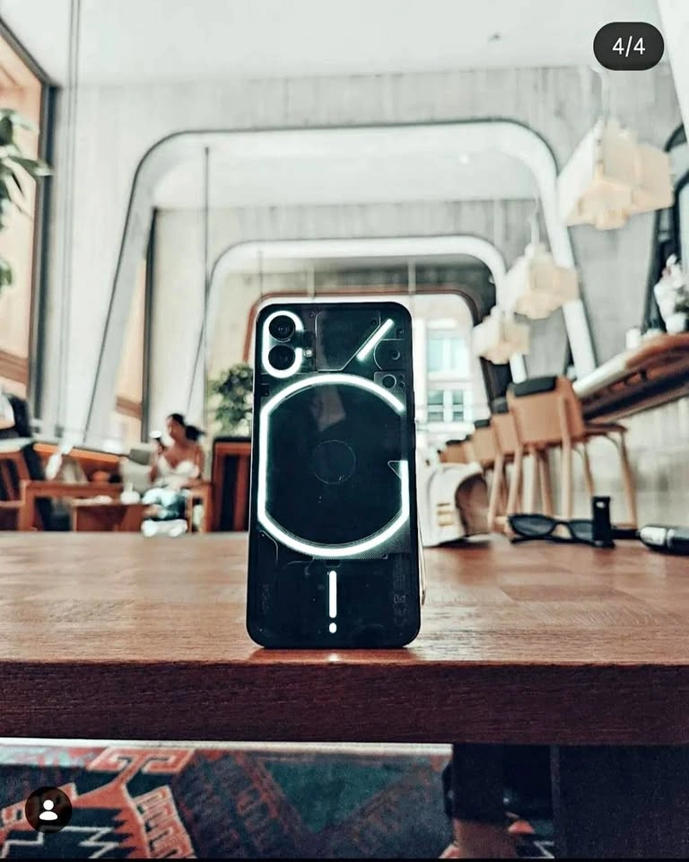 Unlocked Nothing Phone (1) w/ Glyph Lighting