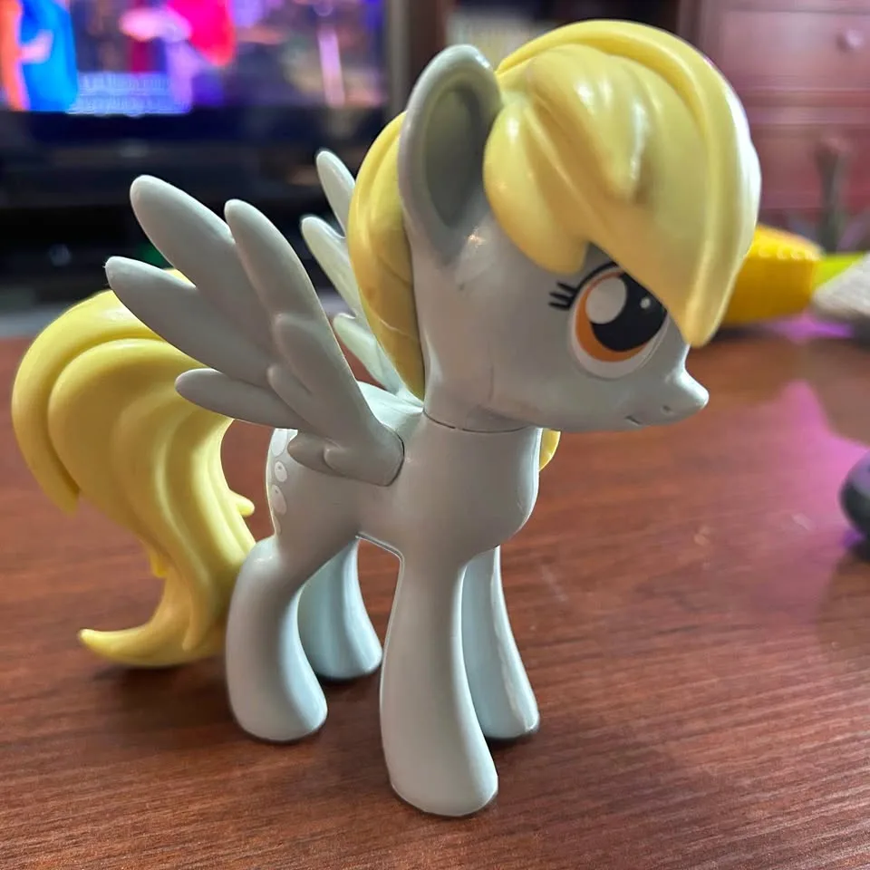 Funko Derpy Hooves Vinyl Figurine - out of box thumbnail