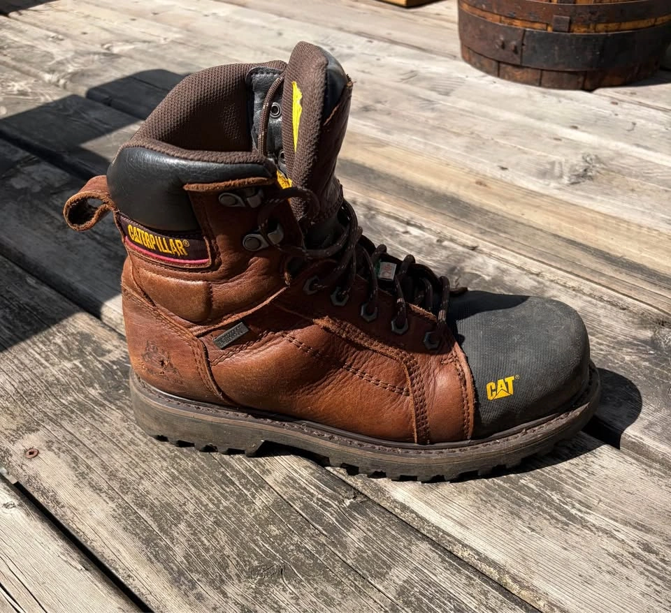 Mens Size 8 Work Boots - photo 2