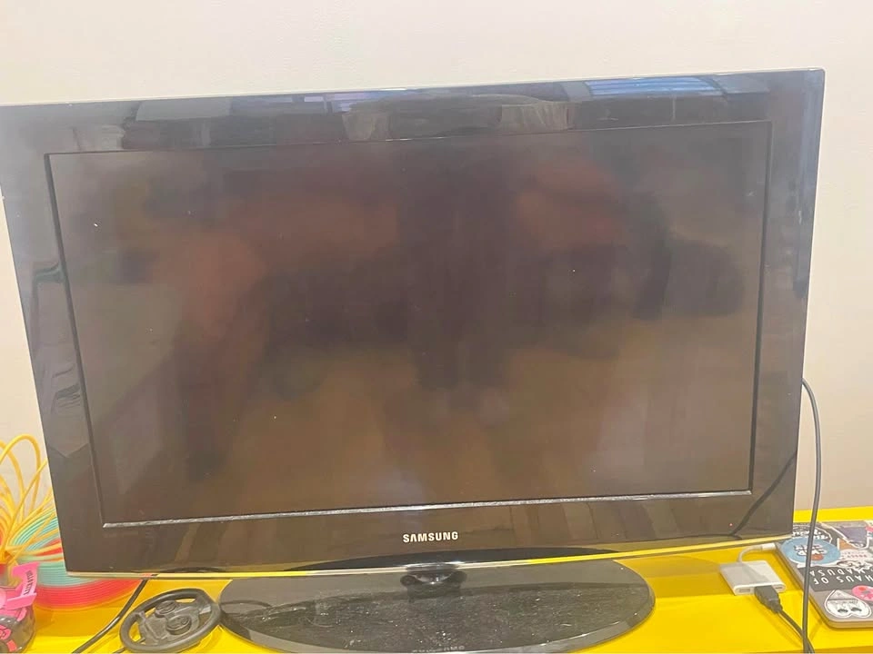 Samsung 32in tv
