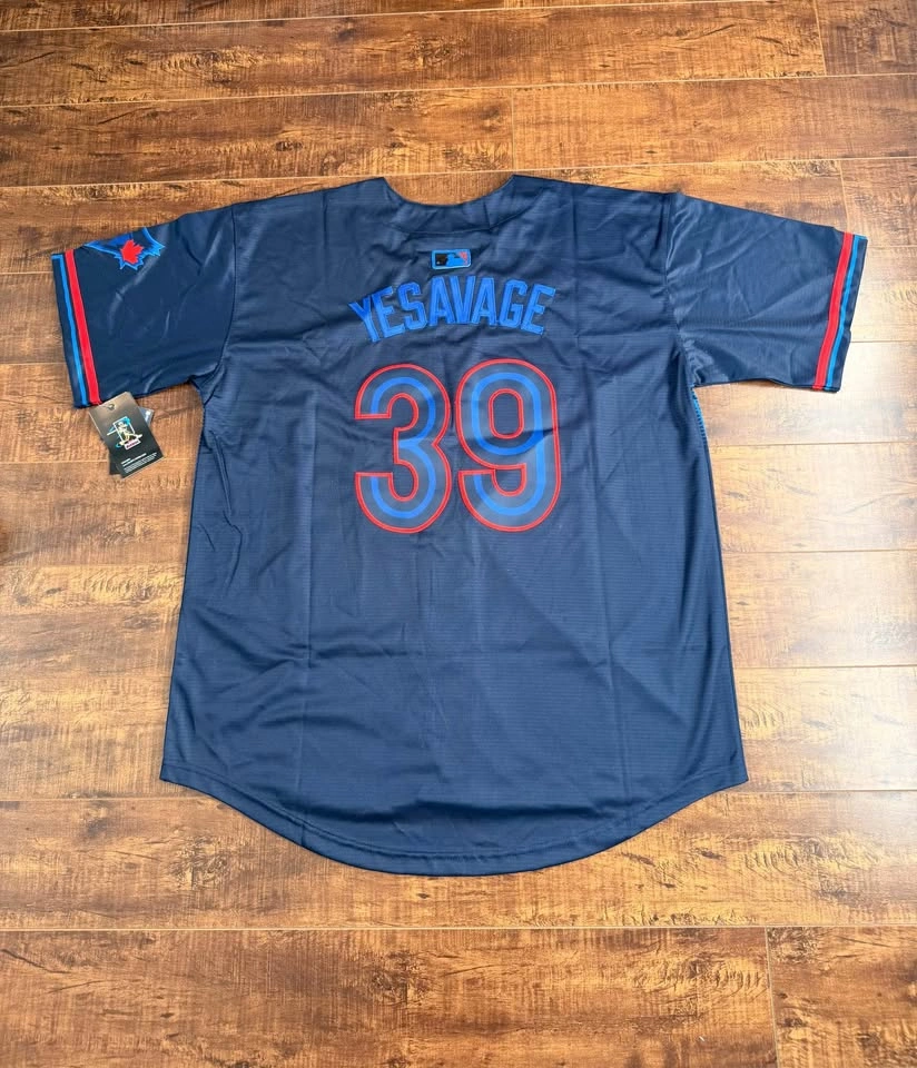 Trey Yesavage - City Connect - Toronto Blue Jays jersey M,L - photo 2