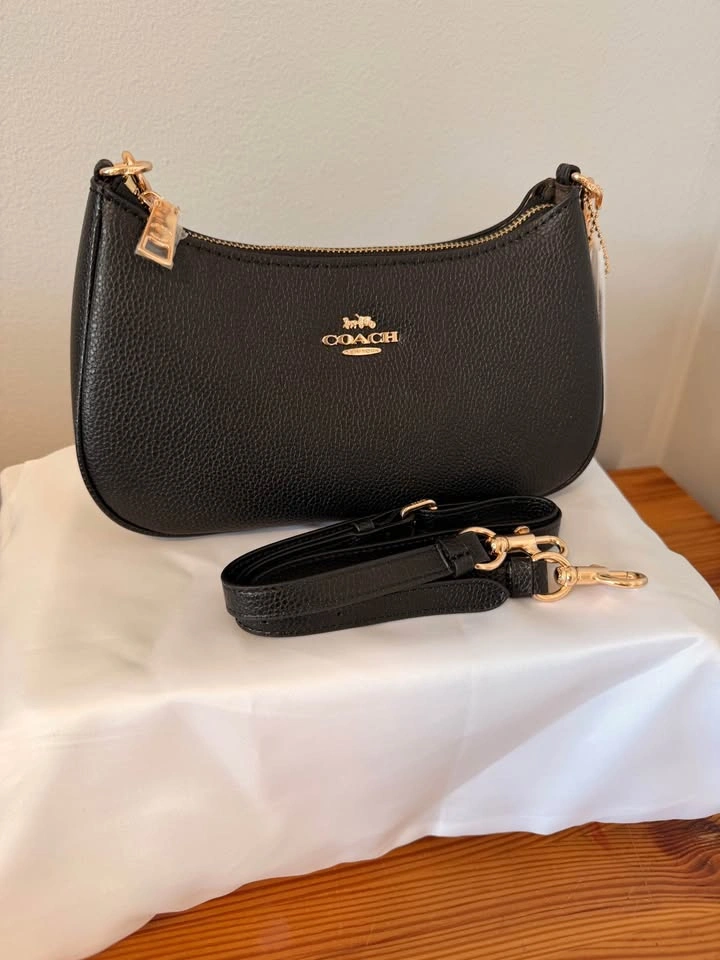 Coach Teri Shoulder Bag Black Pebbled Leather - photo 2
