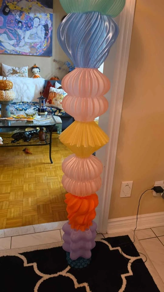 Pastel Stacked Totem Floor Lamp 3d printed music reacting - photo 4
