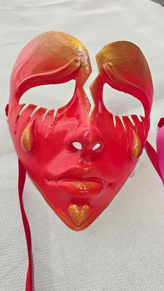 3D Printed Broken Heart Face Masquerade Masks
