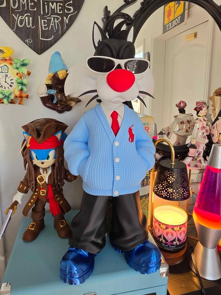 Sylvester the Cat Collectible Figure in blue sweater 50cm - photo 5