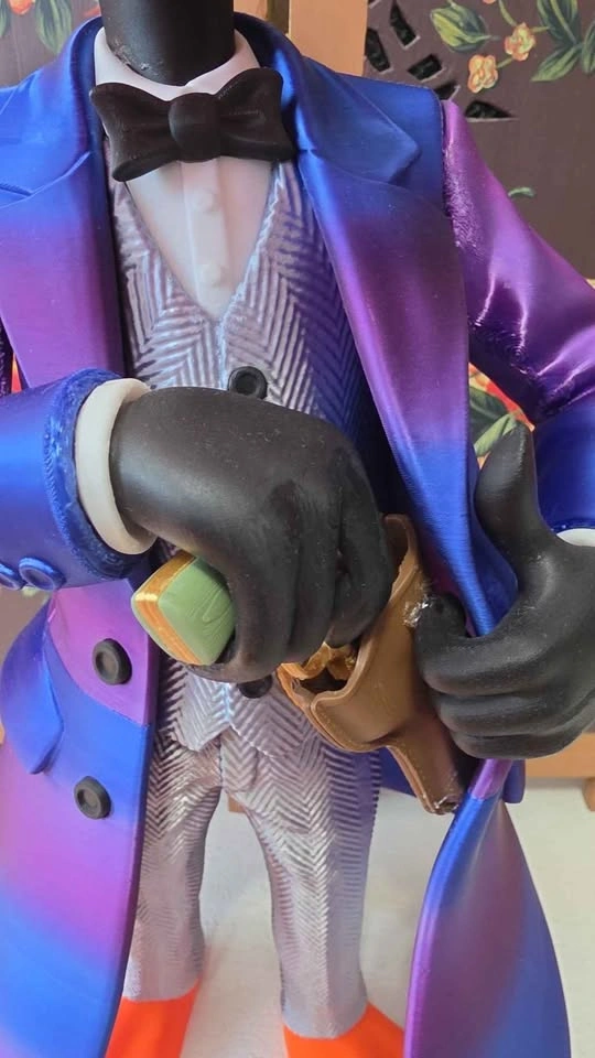 Custom 3D Printed Daffy Duck Gangster Figurine 44cm - photo 3