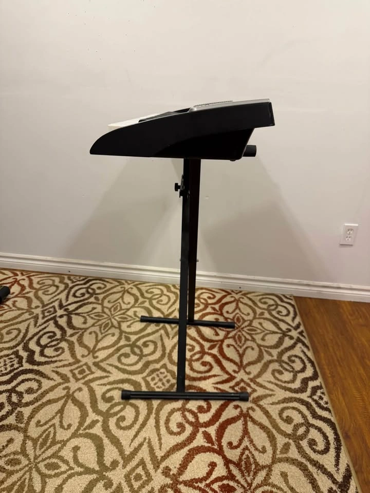 Casio LK-230 61-Key Light-Up Keyboard + Stand - photo 2